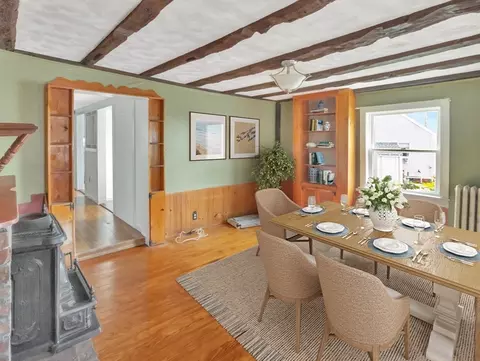 Dining - 104 Spring St, Hull, MA 02045 photo 2 of 2