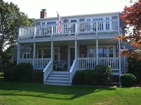 70 Wing Blvd E, Sandwich, MA 02537