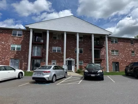 151 Providence Rd #24, Grafton, MA 01519