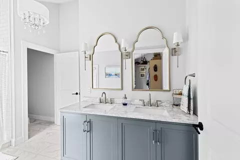Bath - 144 Spring St, Marshfield, MA 02050 photo 3 of 6