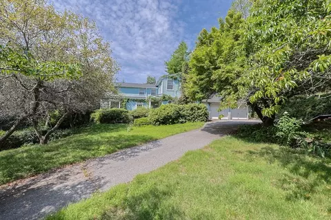 179 Whitins Rd, Sutton, MA 01590 photo 2