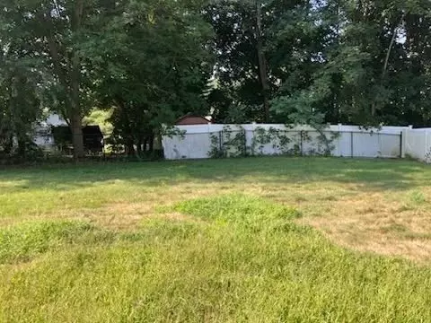 Exterior - 30 Wakefield St, Reading, MA 01867 photo 6 of 9
