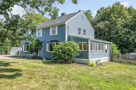 Exterior - 30 Wakefield St, Reading, MA 01867 photo 8 of 9