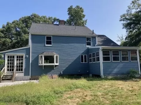 Exterior - 30 Wakefield St, Reading, MA 01867 photo 4 of 9