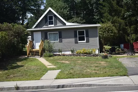 1 Greenwood Pl, Gardner, MA 01440