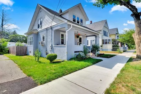 Exterior - 29 Sterling St, Springfield, MA 01107 photo 10 of 12