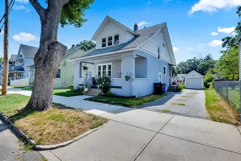 Exterior - 29 Sterling St, Springfield, MA 01107 photo 8 of 12