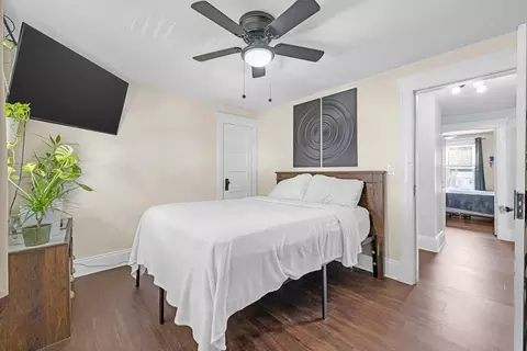 Bedroom - 29 Sterling St, Springfield, MA 01107 photo 2 of 7