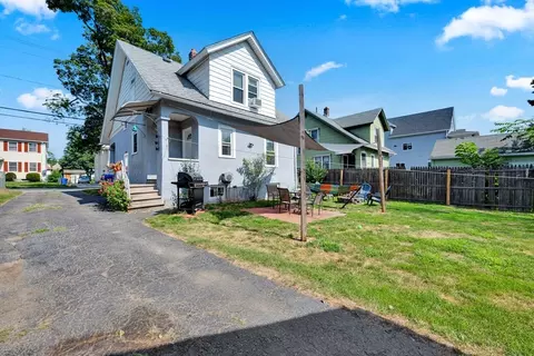 Exterior - 29 Sterling St, Springfield, MA 01107 photo 4 of 12