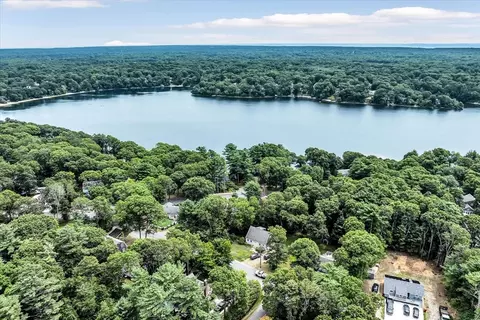 29 Happy Hollow Rd, Falmouth, MA 02536