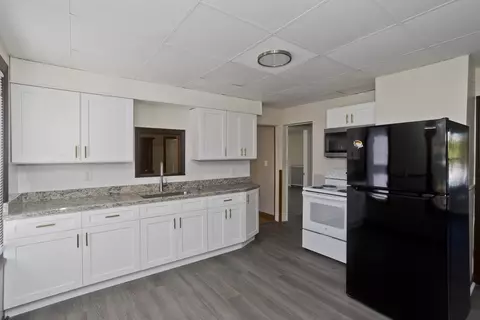 Kitchen - 31 33 Balis St, Springfield, MA 01109 photo 1 of 4