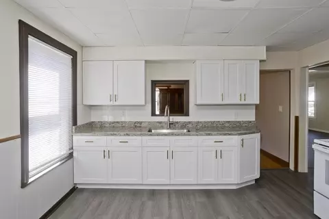Kitchen - 31 33 Balis St, Springfield, MA 01109 photo 4 of 4