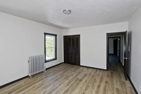 Bedroom - 31 33 Balis St, Springfield, MA 01109 photo 5 of 7