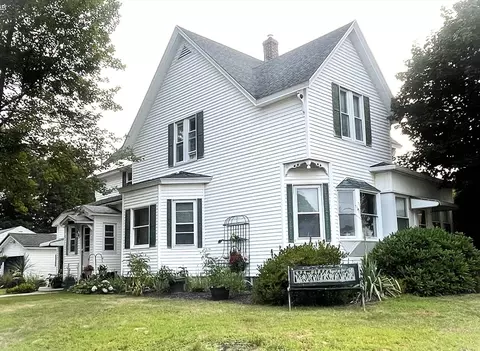 278 Water St, Leominster, MA 01453
