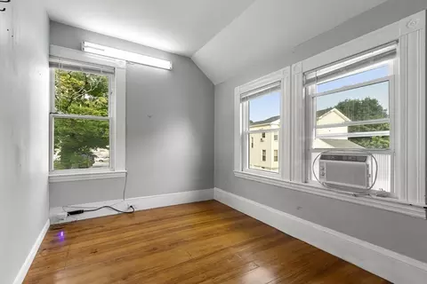 2 Grout Ct, Worcester, MA 01610 photo 21
