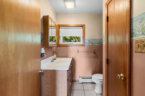 1117 Newhall St, Fall River, MA 02721 photo 12