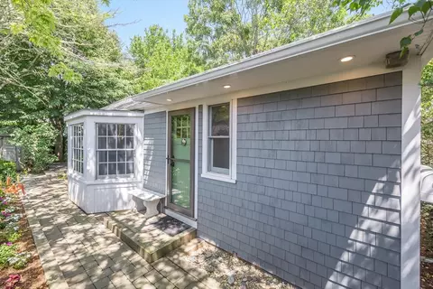 290 Bradford St # A, Provincetown, MA 02657