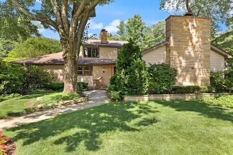 77 Wellesley Rd, Belmont, MA 02478