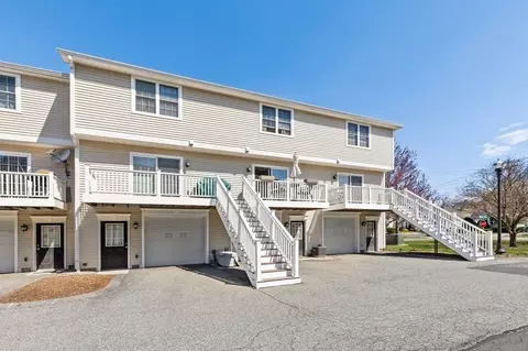 34 Regency Ct #34, Chicopee, MA 01020 photo 40