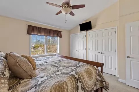 34 Regency Ct #34, Chicopee, MA 01020 photo 24