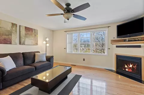 34 Regency Ct #34, Chicopee, MA 01020 photo 17