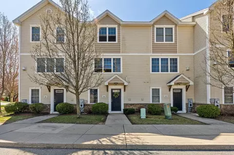 34 Regency Ct #34, Chicopee, MA 01020
