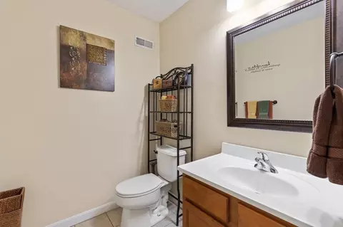 34 Regency Ct #34, Chicopee, MA 01020 photo 14