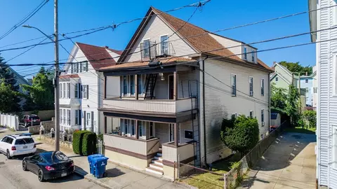 61 Acushnet Ave, New Bedford, MA 02740