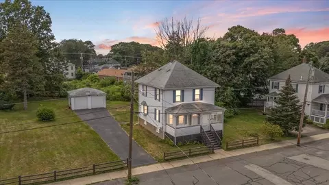 51 Rowell Ave, Beverly, MA 01915