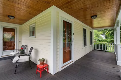 8 Orchard Ter, Maynard, MA 01754 photo 4