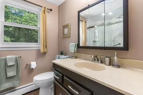 29 Brandes St, Webster, MA 01570 photo 10