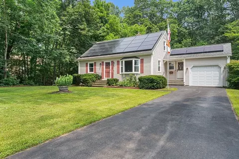 29 Brandes St, Webster, MA 01570 photo 2