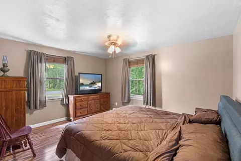29 Brandes St, Webster, MA 01570 photo 7
