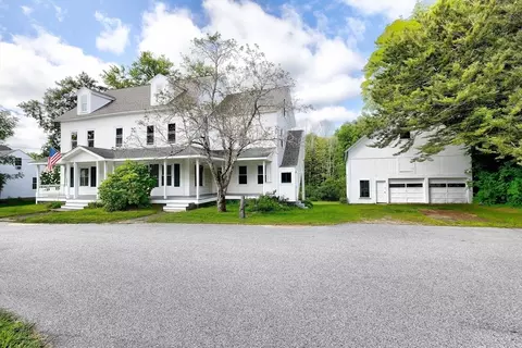 67-69 Petersham Rd, Hardwick, MA 01037