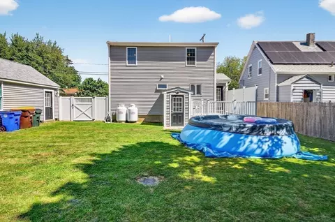 Exterior - 289 Dickinson St, Fall River, MA 02721 photo 8 of 11