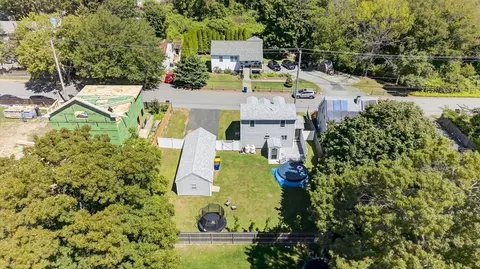 View/Area - 289 Dickinson St, Fall River, MA 02721 photo 4 of 5
