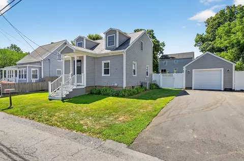 Exterior - 289 Dickinson St, Fall River, MA 02721 photo 3 of 11