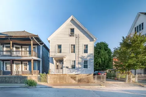 42 Division St, New Bedford, MA 02744