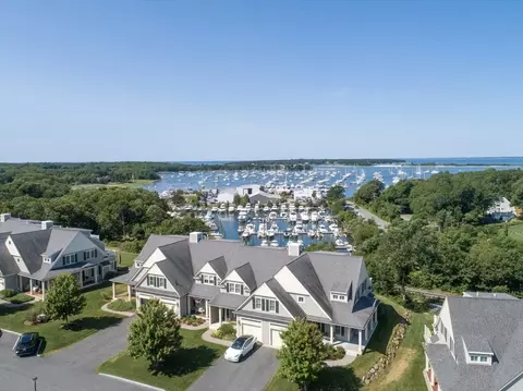 1090 Shore Rd #4, Bourne, MA 02559