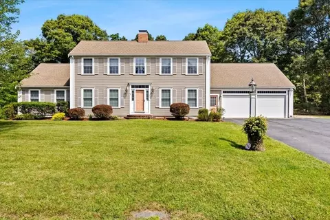 46 Winsome Rd, Yarmouth, MA 02664