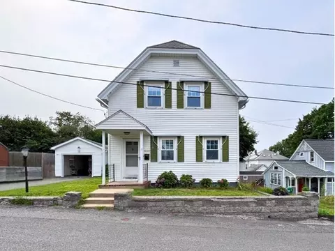 13 Simon Ct, Clinton, MA 01510 photo 2
