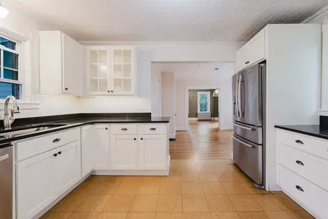 125 Park St, Easthampton, MA 01027 photo 14