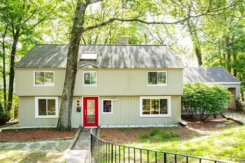 17 Boulder Rd, Lexington, MA 02420
