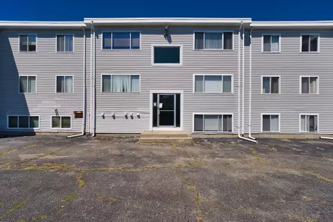 215 Glasgow St #2, Fall River, MA 02721 photo 3
