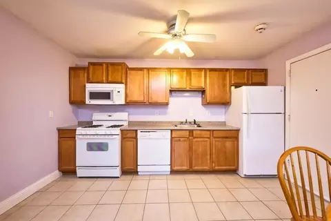215 Glasgow St #2, Fall River, MA 02721 photo 9