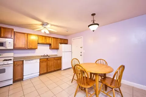 215 Glasgow St #2, Fall River, MA 02721 photo 8