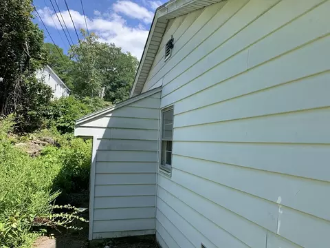 25 Johnson St, Worcester, MA 01604 photo 5