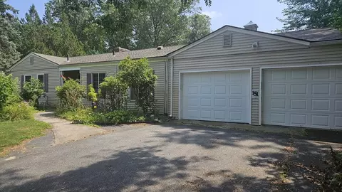 151 Wolf Swamp Rd, Longmeadow, MA 01106