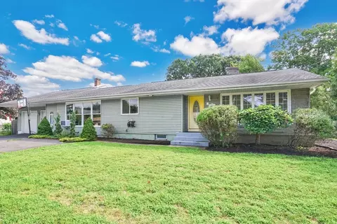 280 College St, Chicopee, MA 01020
