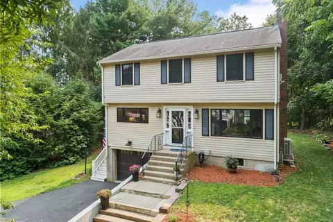 124 Gregory St, Waltham, MA 02451